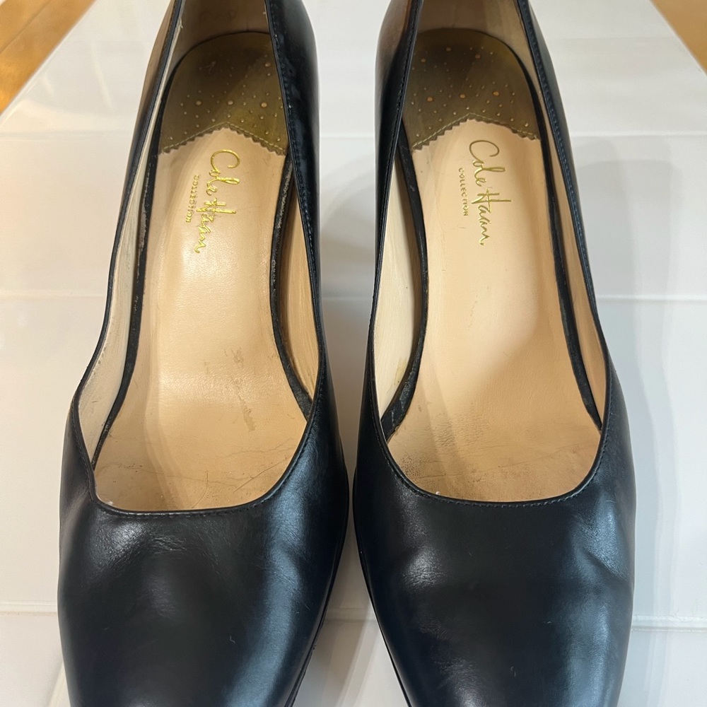 Carma Mid Black Pump